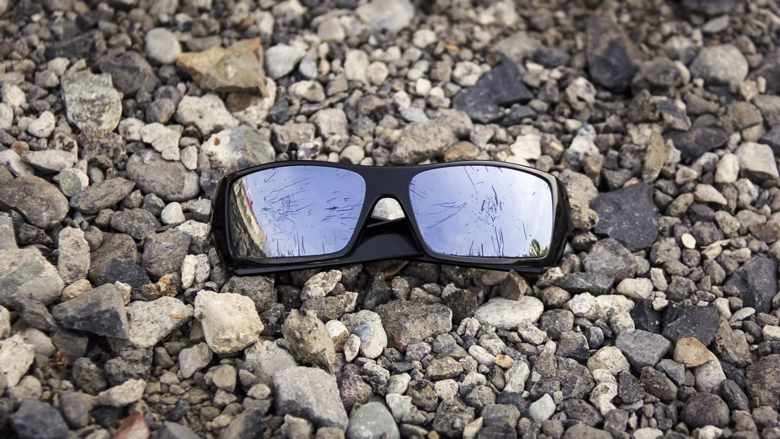 Remove Scratches From Sunglasses