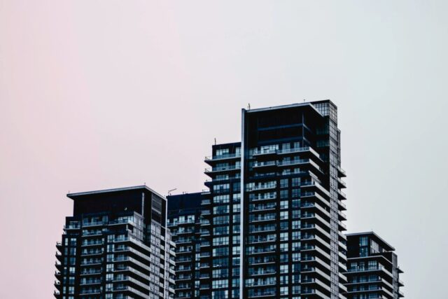 Long Leasehold Tenure Properties in Singapore